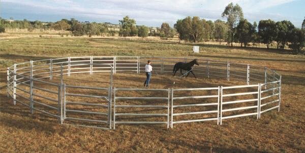 Quality 26 Panel Horse Yards Inc Gate, Round Yard, Cattle Fences, Corral 18m Diameter wholesale