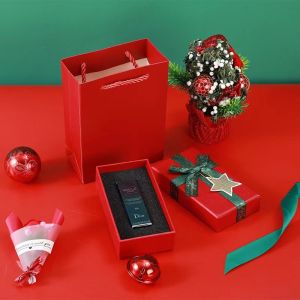 Long lasting and Sturdy Christmas and Valentine's Day Gift Fancy Packaging Box