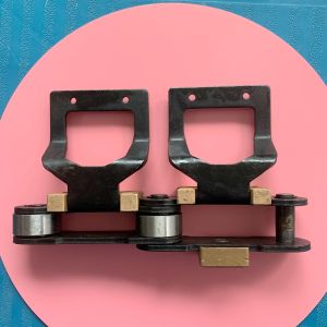 Unitech Finishing Machine Spares Stenter Chain Link Bring Brass Sliders Black Color Standard Size