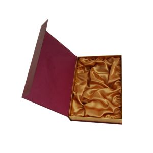 Customized Printing Manufacturer Disney Design CMYK Colors Cardboard Material