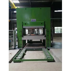 4 Column Rubber Conveyor Belt Production Line 1200 Ton Rubber Vulcanizer