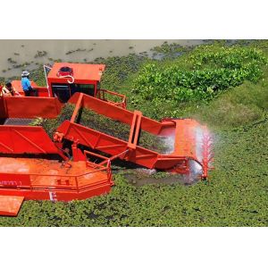 10 cubic capacity of Lake Weed Cutter Machine are used to collect and clean