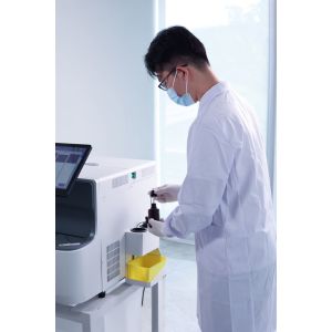 CIA1200M Small CLIA Immunoassay Analyzer 120T/H IVD Diagnostic