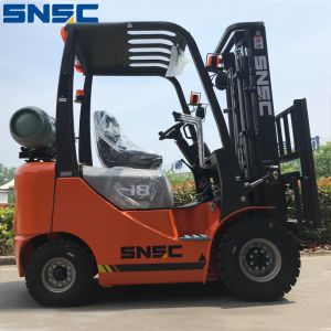 Automatic Transmission 1.8t LPG Forklift Truck with Rotating Forks and All LED
