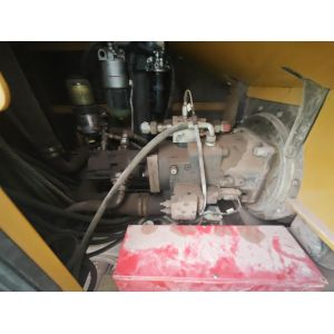 73m Maximum Lifting Height SCC900A Crawler Crane for Green Foundation Constructi