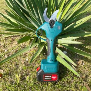China Customization Mini Portable Lithium Electric Scissors Rechargeable Tree Trimmer on sale