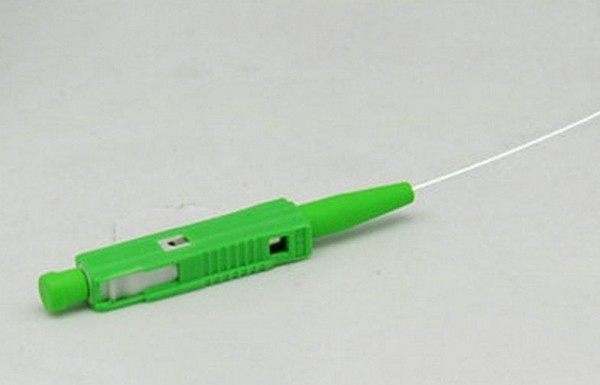 SM/MM UPC/APC Fiber Pigtails Patch Cords Customized Length With Good Optical