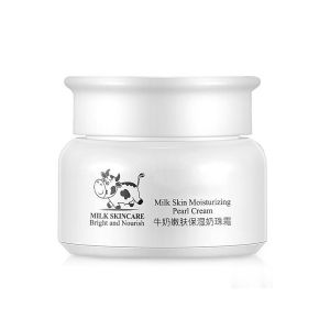 China Milk Moisturizing Organic Hand Cream , Lock Water Hand Whitening Cream on sale