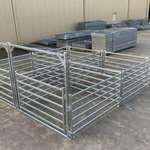40x40mm Livestock Sheep Panel Fence Protective Sheep Goat Panels