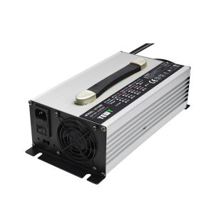 1200W 50A 12 Volt Solar Lithium Battery Charger Bluetooth ODM