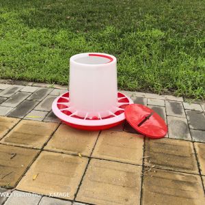 10L Capacity Geese Chicken Feeder Plastic For Poultry