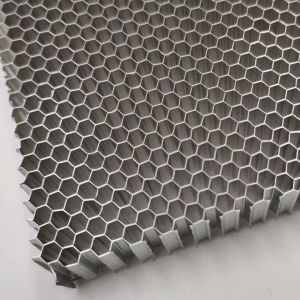 Square Aluminum Honeycomb Mesh With Sound Insulation Used For Machine Protection