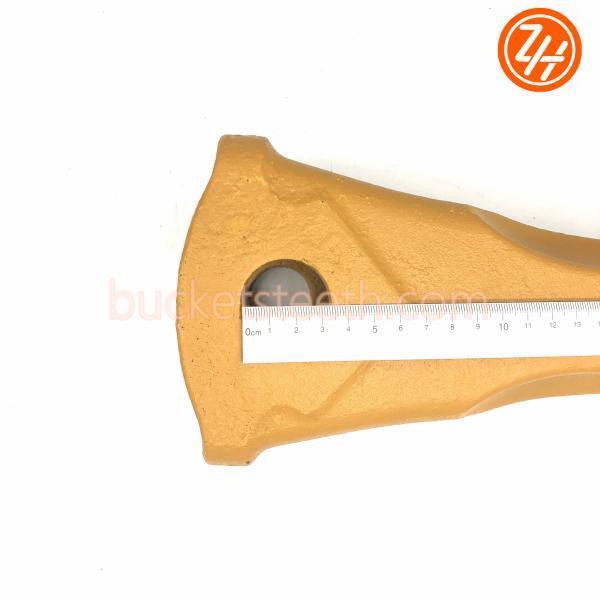 208-70-14152 PC400 Komatsu Excavator Bucket Teeth Point Wear Resistant