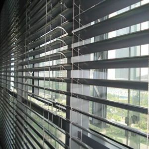 Modern Sunshade Vertical Aluminium Sun Louver For Building Decorative