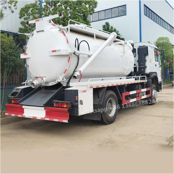 Export Type HOWO 15000 Liters Sewage Suction Truck Vacuum Tanker