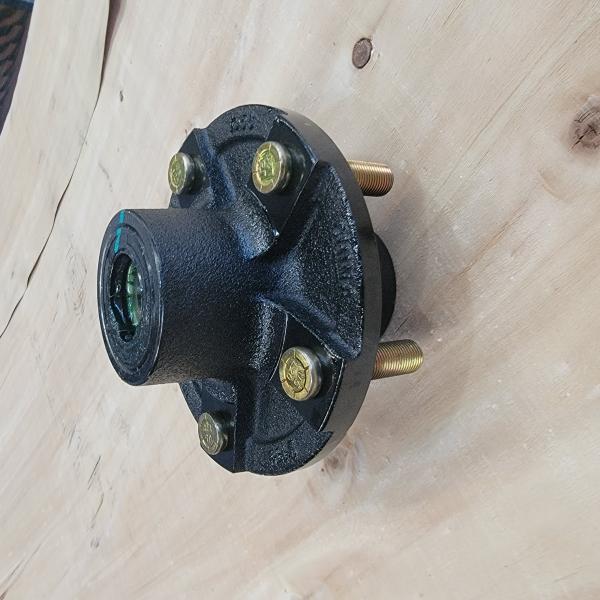 5*1/2" Bolt 114.3 PCD Galvanized Trailer Hub Assembly 2200lbs