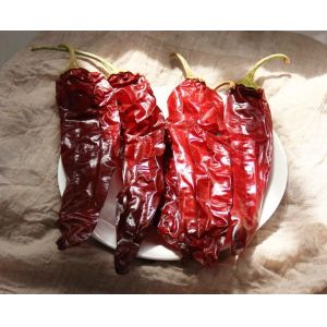 New Crop Sweet Paprika Pepper Pungent 13-18 Cm 220 ASTA
