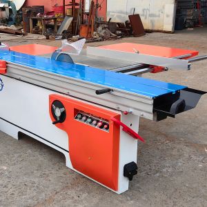 Horizontal Style Furniture Wood Cutting Machine Electric Panel Saw Device