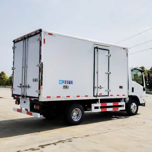 Isuzu Refrigerated Truck 3 Tons 5 Tons 10 Tons Fresh Meat Refrigerator with Euro
