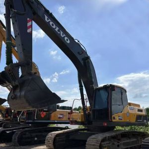 Heavy Duty Used Volvo Excavator EC300 Digging Machine With Robust Engine