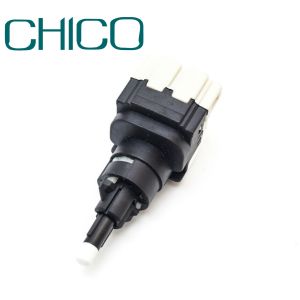 Mechanical Car Brake Light Switch VW Polo Passat 1K2945511 3B0945511A