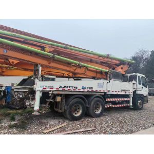 Used concrete boom pump Zoomlion 40m Concrete Pump Truck with 2013 Years of and