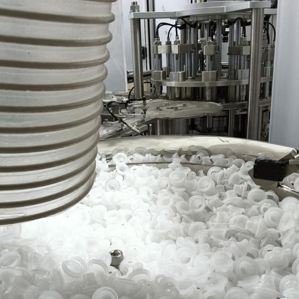 Non-standard automation continuous motion cap assembly machine, high efficiency,