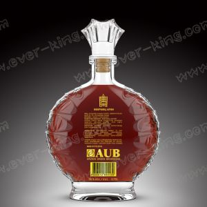 700 ML Crystal White Flint Glass Vodka Liquor Bottle for Luxury Spirit and