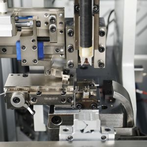 High Precision Fakra Terminal Crimping Wire Harness Machine Customizable for