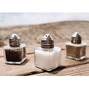 17ml Capacity 3-Piece Condiment Shaker Set with Customization Option for