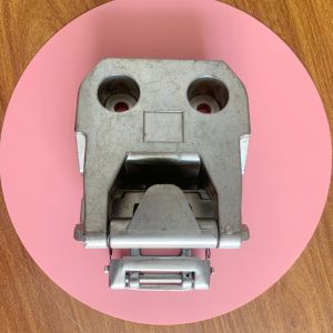 Cheap Stenter Machine Parts Bruckner Finishing Machine Spares Clip Bring Needle Holder Double Using for sale