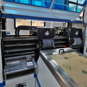 Faseest pick and place machine 10 sets camera 500K for 100m strip making SMT