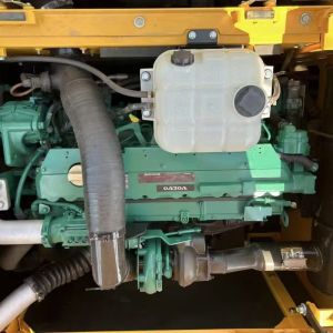 Heavy Duty Used Volvo Excavator EC300 Digging Machine With Robust Engine