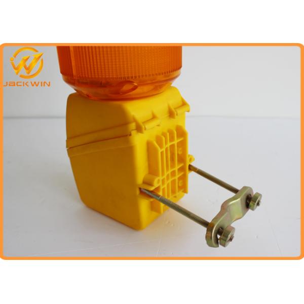 Single Battery Traffic Safety Equipment Flashing LED Traffic Warning Lights 500M Visible Distance