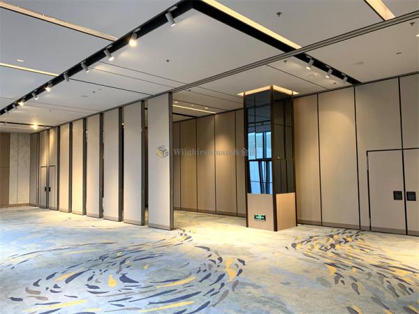 Quality OEM ODM Operable Panel Partitions Dividing Partition Wall No Floor Track Needed wholesale