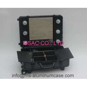 China Aluminum Pro Makeup Case With Light on sale