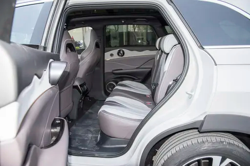 BYD Frigate 07 Energy Hybrid Electric Car PHEV 5-Door 5-Seat SUV with ESC and Macpherson Front Suspension Max Speed 180km/h