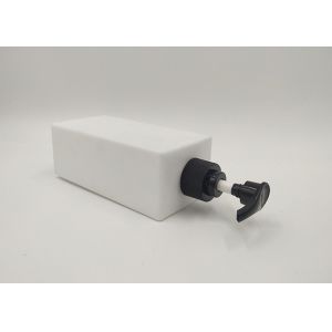 White Color Foam Shampoo Plastic Cosmetic Bottles PET Materials With Lotion Pump
