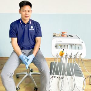 China Dental Clinic Use Mobile Dental Unit With Low Noise Build in Compressor Portable Dental Carts With Wheels on sale