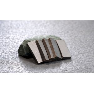 Customized OEM D1300MM Diamond Segment Tips with Metal Powder and Diamond Powder