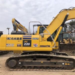 PC220-8 Komatsu 22 Tonne Excavator Second Hand Diggers 110KW Power