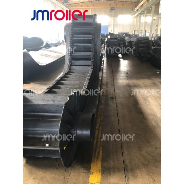 Flexible Corrugated Sidewall Belt Handles Abrasive Materials with Minimal