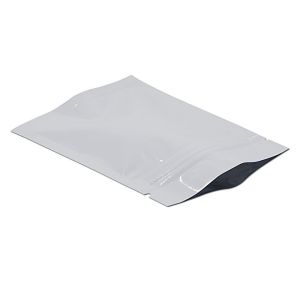 China Non Leakage Foil Packaging Bags For Snack Heat Sealable Pouches With Hang Hole on sale