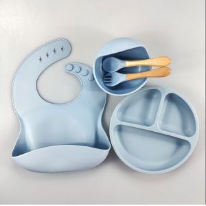 5pcs Eco-friendly Baby Feeding Set Silicone Suction Bowls Plates Spoon Fork Bib