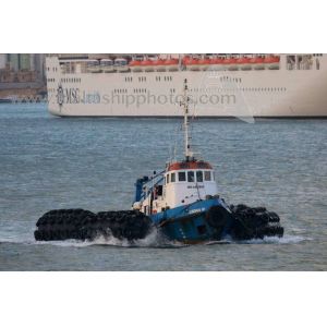 50kpa Submarine Sling Type Fender Yokohama Pneumatic Rubber Fender For Ship