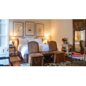 China Villa interior Custom furniture by Old millwork King bed with Antique color Nightstand set on sale