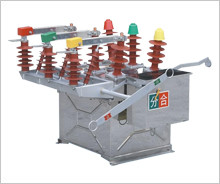 Outdoor Vacuum Circuit Breaker Medium Voltage / High Voltage IEC Standard