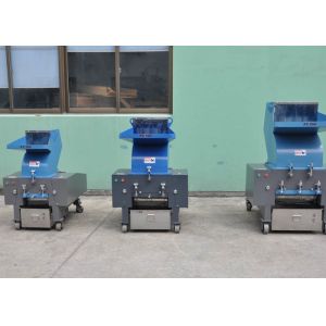 China 560r/Min Plastic Crusher Machine Fragmentation Power15kw 450-800kg/H Strong Structure on sale