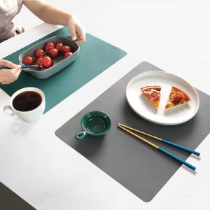 Food Grade Silicone Waterproof Table Mat Heat Insulation Non-Slip Washable