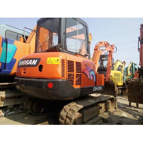 Quality Used Mini Excavator Doosan DH35 Small Digger wholesale